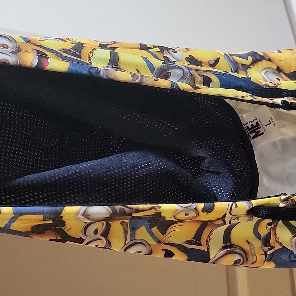 Minions sweatshirt - Picture 5 of 5